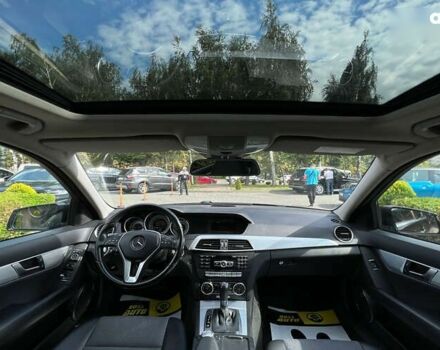 Мерседес С Класс, объемом двигателя 2.2 л и пробегом 148 тыс. км за 14900 $, фото 12 на Automoto.ua