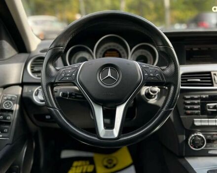 Мерседес С Класс, объемом двигателя 2.2 л и пробегом 148 тыс. км за 14900 $, фото 13 на Automoto.ua