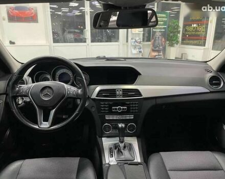 Мерседес С Клас, об'ємом двигуна 2.1 л та пробігом 306 тис. км за 10490 $, фото 27 на Automoto.ua