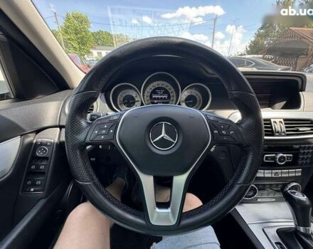 Мерседес С Класс, объемом двигателя 2.2 л и пробегом 259 тыс. км за 12700 $, фото 25 на Automoto.ua