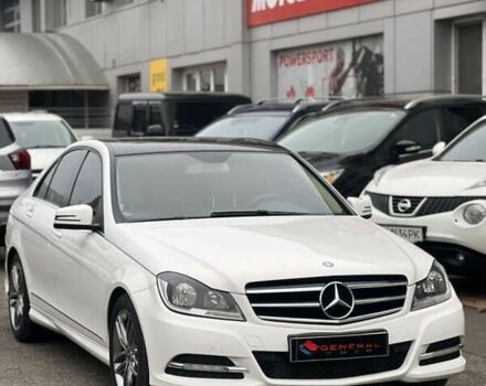 Мерседес С Класс, объемом двигателя 1.8 л и пробегом 220 тыс. км за 12300 $, фото 2 на Automoto.ua