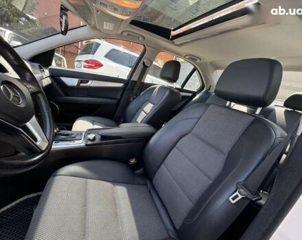 Мерседес С Класс, объемом двигателя 2.2 л и пробегом 259 тыс. км за 12700 $, фото 17 на Automoto.ua