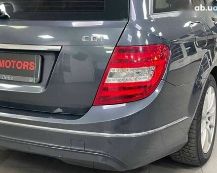 Мерседес С Клас, об'ємом двигуна 2.1 л та пробігом 306 тис. км за 10490 $, фото 9 на Automoto.ua