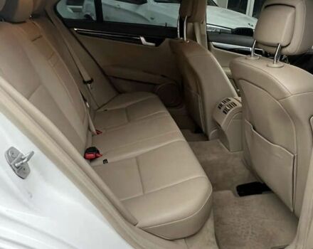 Мерседес С Класс, объемом двигателя 1.8 л и пробегом 220 тыс. км за 12300 $, фото 21 на Automoto.ua