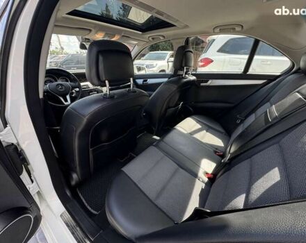 Мерседес С Класс, объемом двигателя 2.2 л и пробегом 259 тыс. км за 12700 $, фото 2 на Automoto.ua