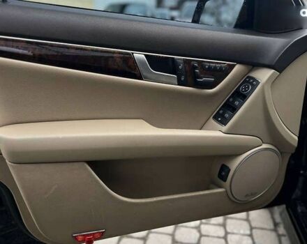 Мерседес С Клас, об'ємом двигуна 3.5 л та пробігом 153 тис. км за 11999 $, фото 6 на Automoto.ua