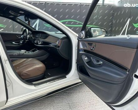 Мерседес С Класс, объемом двигателя 4.7 л и пробегом 160 тыс. км за 27999 $, фото 5 на Automoto.ua