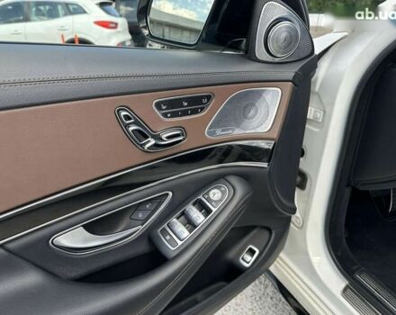 Мерседес С Класс, объемом двигателя 4.7 л и пробегом 160 тыс. км за 27999 $, фото 19 на Automoto.ua