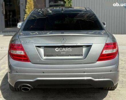 Мерседес С Класс, объемом двигателя 1.8 л и пробегом 90 тыс. км за 12999 $, фото 4 на Automoto.ua