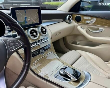Мерседес С Класс, объемом двигателя 2.1 л и пробегом 144 тыс. км за 21900 $, фото 18 на Automoto.ua