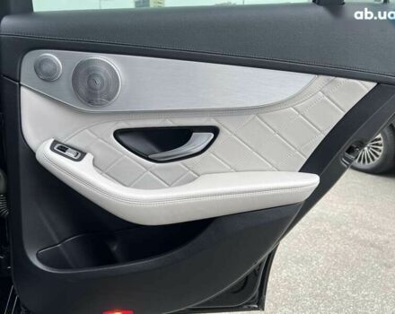 Мерседес С Класс, объемом двигателя 4 л и пробегом 133 тыс. км за 38500 $, фото 25 на Automoto.ua