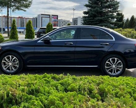 Мерседес С Класс, объемом двигателя 2 л и пробегом 180 тыс. км за 22300 $, фото 3 на Automoto.ua