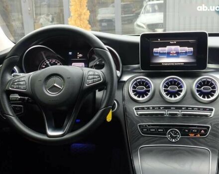 Мерседес С Класс, объемом двигателя 2.1 л и пробегом 220 тыс. км за 15999 $, фото 21 на Automoto.ua