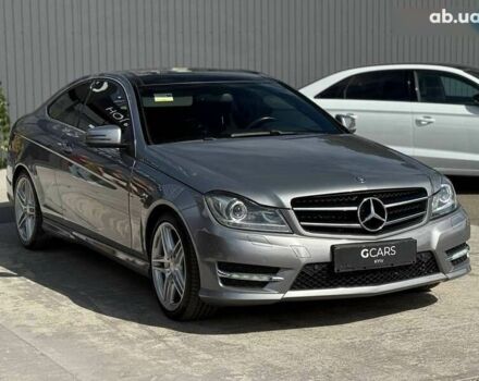 Мерседес С Класс, объемом двигателя 1.8 л и пробегом 90 тыс. км за 12999 $, фото 2 на Automoto.ua