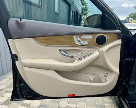 Мерседес С Класс, объемом двигателя 2.1 л и пробегом 144 тыс. км за 21900 $, фото 15 на Automoto.ua