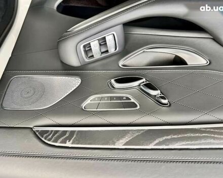 Мерседес С Класс, объемом двигателя 5.5 л и пробегом 64 тыс. км за 67999 $, фото 27 на Automoto.ua