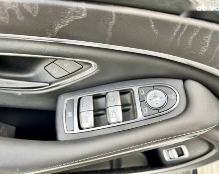 Мерседес С Класс, объемом двигателя 5.5 л и пробегом 64 тыс. км за 67999 $, фото 21 на Automoto.ua