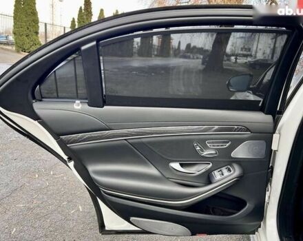 Мерседес С Класс, объемом двигателя 5.5 л и пробегом 64 тыс. км за 67999 $, фото 26 на Automoto.ua