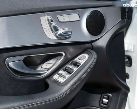 Мерседес С Класс, объемом двигателя 2.2 л и пробегом 117 тыс. км за 22900 $, фото 17 на Automoto.ua