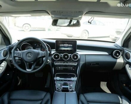 Мерседес С Класс, объемом двигателя 2.2 л и пробегом 117 тыс. км за 22900 $, фото 14 на Automoto.ua