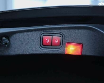 Мерседес С Клас, об'ємом двигуна 2 л та пробігом 100 тис. км за 30500 $, фото 23 на Automoto.ua