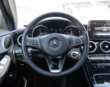 Мерседес С Класс, объемом двигателя 2.2 л и пробегом 117 тыс. км за 22900 $, фото 15 на Automoto.ua