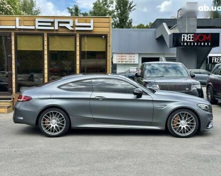 Мерседес С Класс, объемом двигателя 4 л и пробегом 52 тыс. км за 74999 $, фото 6 на Automoto.ua