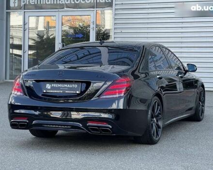 Мерседес С Класс, объемом двигателя 4 л и пробегом 61 тыс. км за 105000 $, фото 12 на Automoto.ua