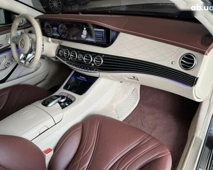 Мерседес С Класс, объемом двигателя 4 л и пробегом 61 тыс. км за 105000 $, фото 29 на Automoto.ua