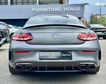 Мерседес С Класс, объемом двигателя 4 л и пробегом 52 тыс. км за 74999 $, фото 12 на Automoto.ua