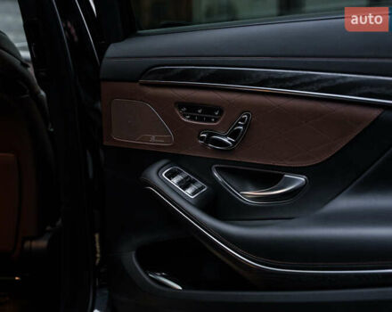 Мерседес С Класс, объемом двигателя 3.99 л и пробегом 100 тыс. км за 66999 $, фото 19 на Automoto.ua