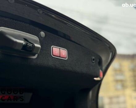 Мерседес С Класс, объемом двигателя 2.9 л и пробегом 99 тыс. км за 59000 $, фото 11 на Automoto.ua