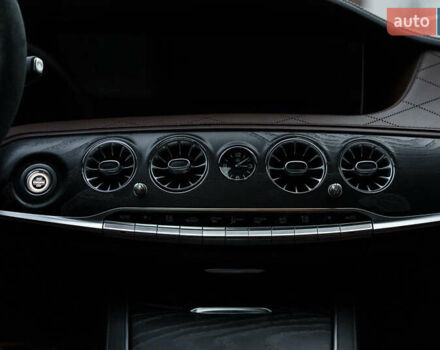 Мерседес С Класс, объемом двигателя 3.99 л и пробегом 100 тыс. км за 66999 $, фото 18 на Automoto.ua