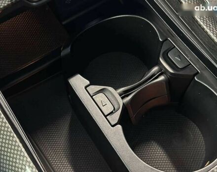 Мерседес С Класс, объемом двигателя 2 л и пробегом 36 тыс. км за 39990 $, фото 27 на Automoto.ua