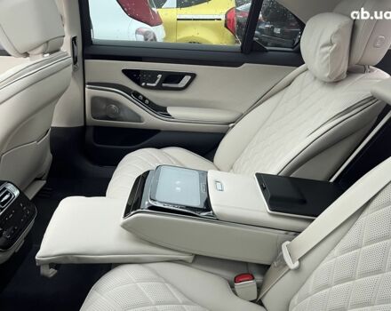 Мерседес С Класс, объемом двигателя 3.98 л и пробегом 20 тыс. км за 137372 $, фото 18 на Automoto.ua