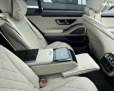 Мерседес С Класс, объемом двигателя 3.98 л и пробегом 20 тыс. км за 137372 $, фото 11 на Automoto.ua