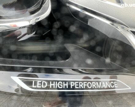 Мерседес С Клас, об'ємом двигуна 1.99 л та пробігом 6 тис. км за 79119 $, фото 24 на Automoto.ua