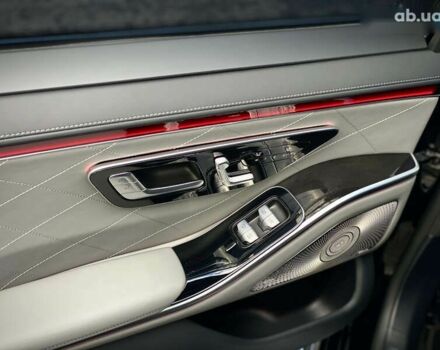 Мерседес С Класс, объемом двигателя 0 л и пробегом 64 тыс. км за 104900 $, фото 22 на Automoto.ua