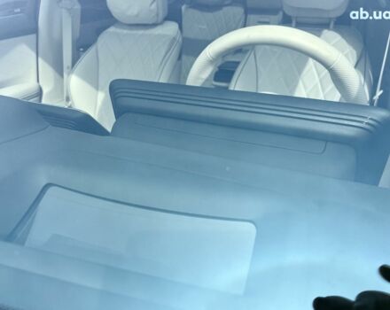 Мерседес С Класс, объемом двигателя 3 л и пробегом 1 тыс. км за 147261 $, фото 34 на Automoto.ua