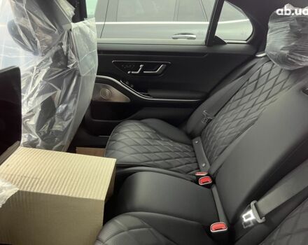 Мерседес С Класс, объемом двигателя 3 л и пробегом 0 тыс. км за 159216 $, фото 35 на Automoto.ua