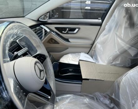 Мерседес С Класс, объемом двигателя 3.98 л и пробегом 2 тыс. км за 209535 $, фото 30 на Automoto.ua