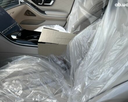 Мерседес С Класс, объемом двигателя 3.98 л и пробегом 2 тыс. км за 209535 $, фото 26 на Automoto.ua