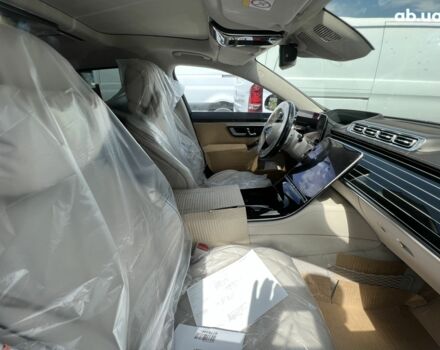 Мерседес С Класс, объемом двигателя 3.98 л и пробегом 2 тыс. км за 209535 $, фото 6 на Automoto.ua