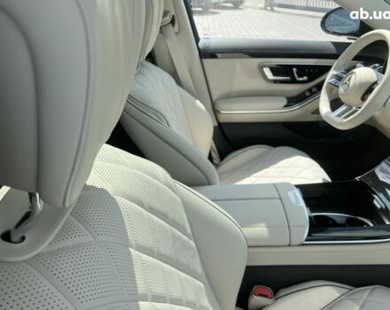 Мерседес С Класс, объемом двигателя 3 л и пробегом 5 тыс. км за 146283 $, фото 27 на Automoto.ua