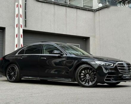 Мерседес С Класс, объемом двигателя 4 л и пробегом 46 тыс. км за 178000 $, фото 4 на Automoto.ua