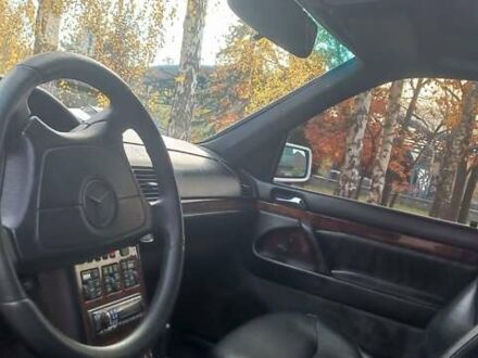 Мерседес С Клас 1992 у Житомирі на Automoto.ua Мерседес С Клас, об'ємом двигуна 5 л та пробігом 128 тис. км за 9150 $, фото 1 на Automoto.ua