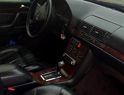 Мерседес С Класс 1995 в Николаеве на Automoto.ua Мерседес С Класс, объемом двигателя 5 л и пробегом 0 тыс. км за 5500 $, фото 1 на Automoto.ua
