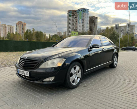Мерседес С Класс, объемом двигателя 5.5 л и пробегом 280 тыс. км за 6900 $, фото 1 на Automoto.ua