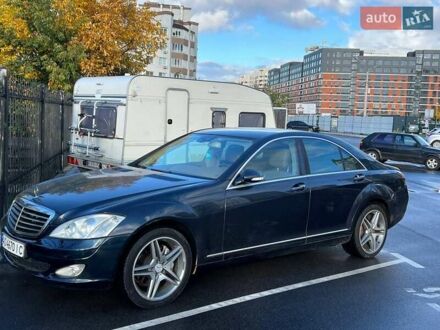 Мерседес С Класс 2006 в Киеве на Automoto.ua Мерседес С Класс, объемом двигателя 3.5 л и пробегом 360 тыс. км за 6900 $, фото 1 на Automoto.ua