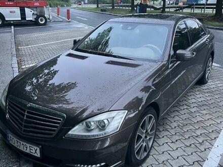 Мерседес С Клас 2011 у Ужгороді на Automoto.ua Мерседес С Клас, об'ємом двигуна 3 л та пробігом 270 тис. км за 20900 $, фото 1 на Automoto.ua